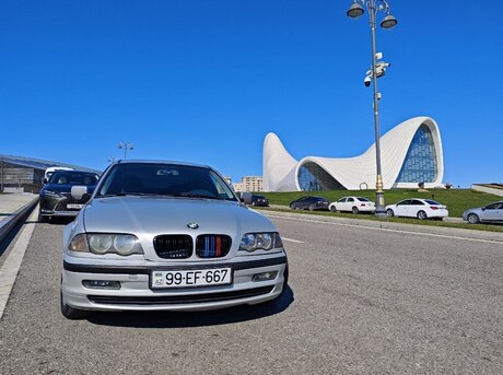 BMW 318 1999