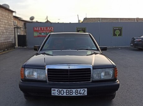 Mercedes 190 1990