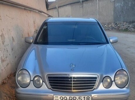 Mercedes E 220 d 2002