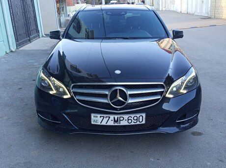 Mercedes E 250 4MATIC 2015