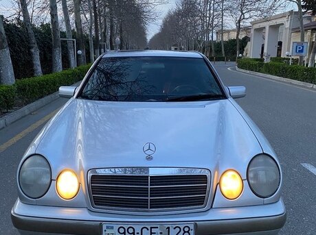 Mercedes E 240 1998