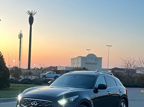 Infiniti FX35 2011