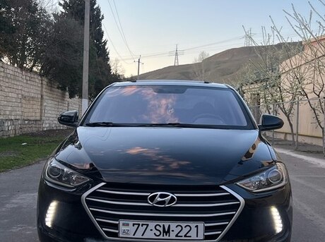 Hyundai Elantra 2017
