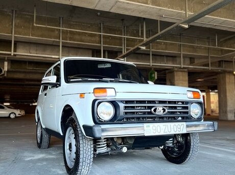 LADA (VAZ) Niva 2012