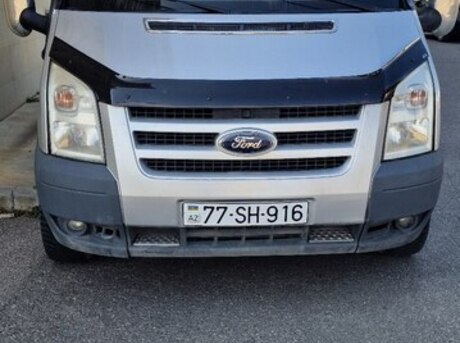 Ford Transit 2011