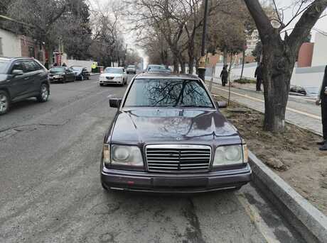Mercedes E 250 1992