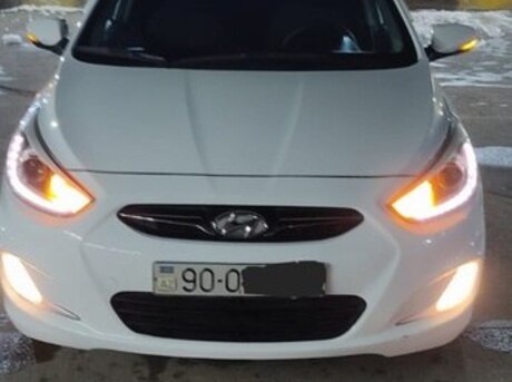 Hyundai Accent 2012