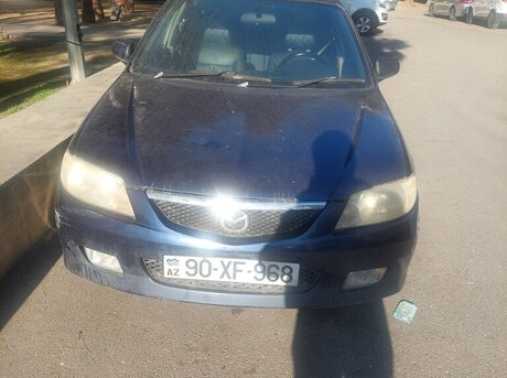 Mazda 2 2001