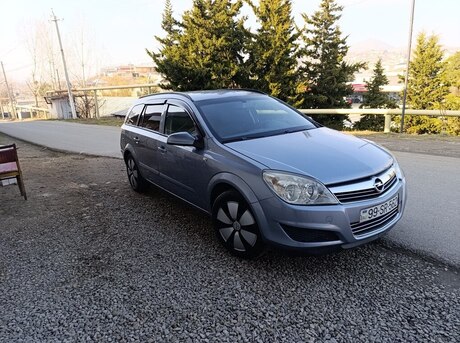 Opel Astra 2008