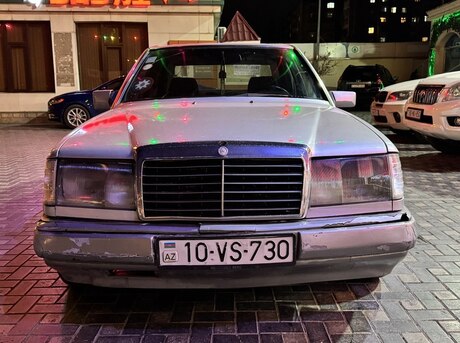 Mercedes E 220 1992