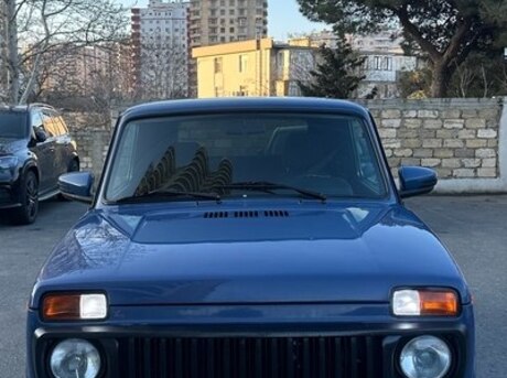 LADA (VAZ) Niva 2016