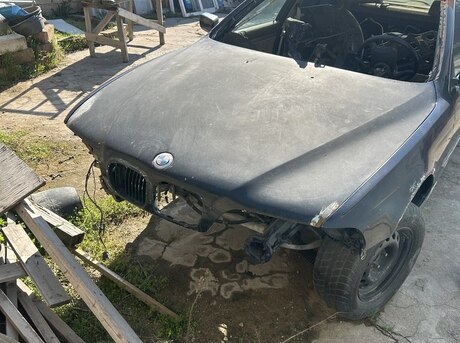 BMW 523 1998