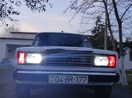 LADA (VAZ) 2107 2003