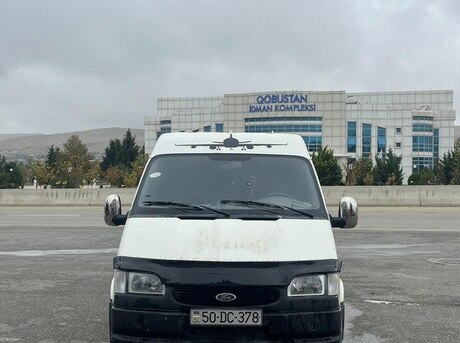 Ford Transit 2000