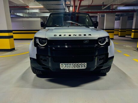 Land Rover Defender 2021
