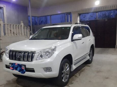 Toyota Land Cruiser Prado 2013