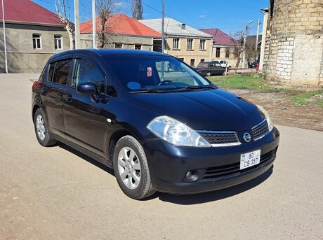 Nissan Tiida 2008