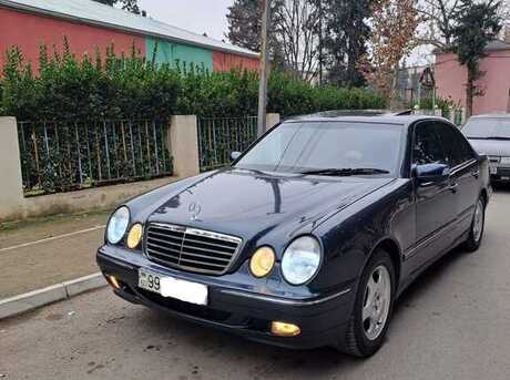 Mercedes E 220 d 2000