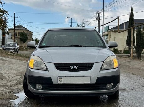 Kia Rio 2005