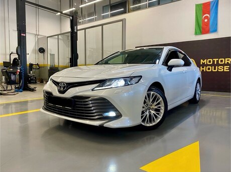Toyota Camry 2018