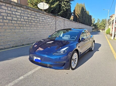 Tesla Model 3 2023