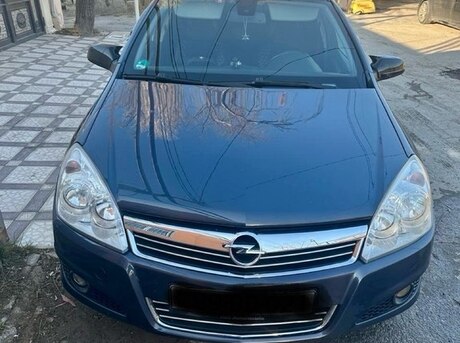 Opel Astra 2007
