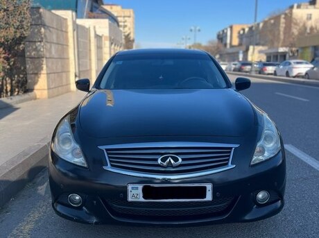 Infiniti G25 2011