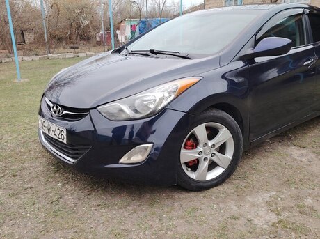 Hyundai Elantra 2013