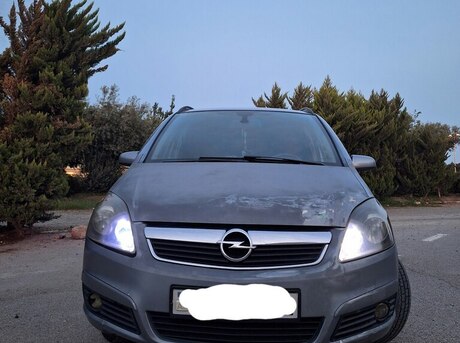 Opel Zafira 2005