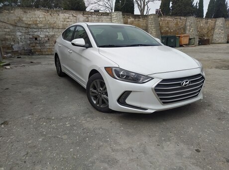 Hyundai Elantra 2017
