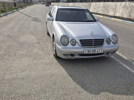 Mercedes E 200 2000