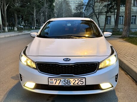 Kia K3 2016
