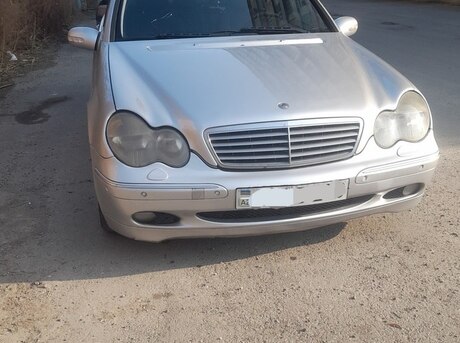 Mercedes C 220 d 2003