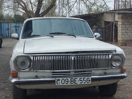 GAZ 24 1986