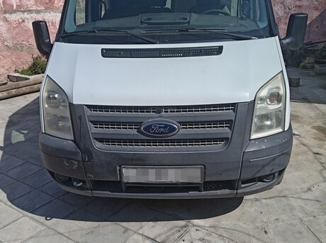 Ford Transit 2011