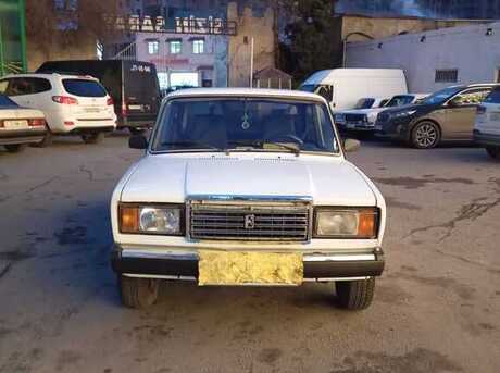 LADA (VAZ) 2107 2005