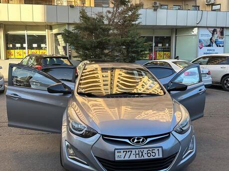 Hyundai Elantra 2015