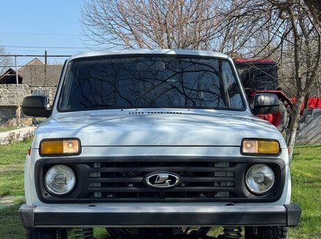 LADA (VAZ) Niva 2012