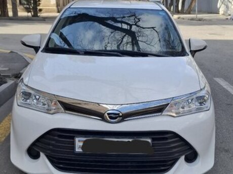 Toyota Corolla Fielder 2016