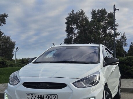 Hyundai Accent 2014
