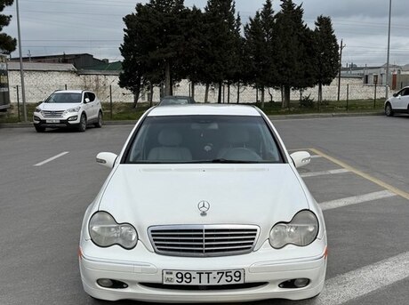 Mercedes C 240