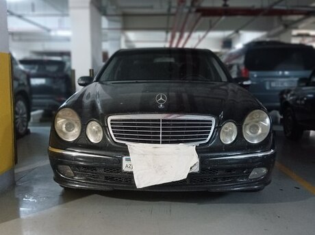 Mercedes E 220 d 2003