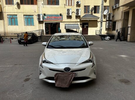 Toyota Prius 2016