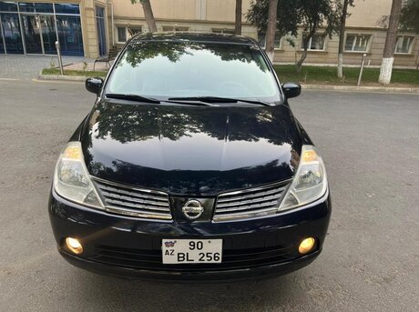 Nissan Tiida 2007
