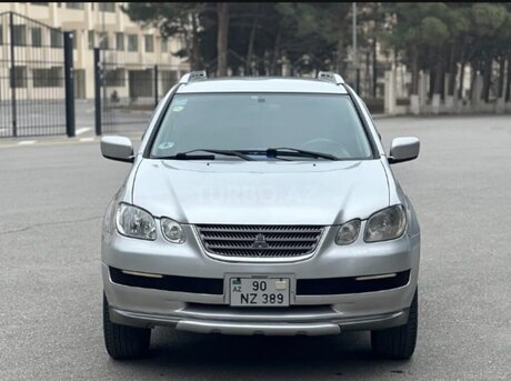 Mitsubishi Airtrek 2003