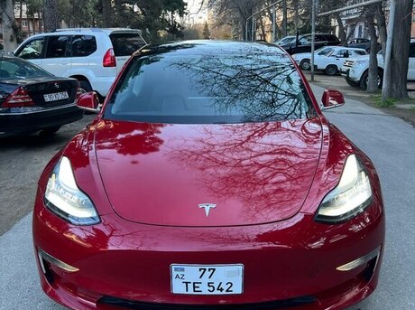 Tesla Model 3 2018