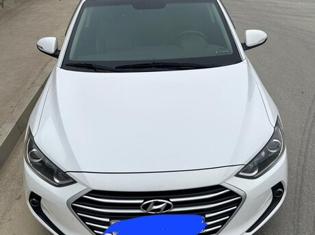 Hyundai Avante 2015