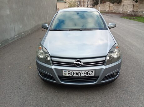 Opel Astra 2005