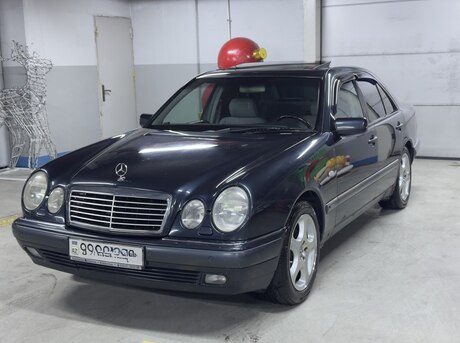 Mercedes E 240 1999