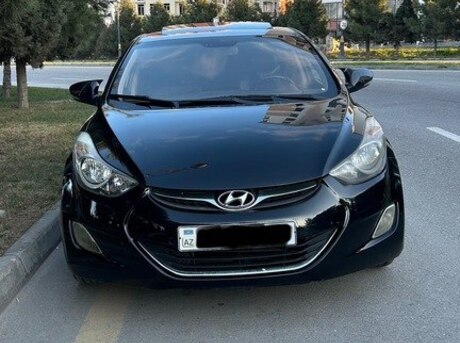 Hyundai Elantra 2011